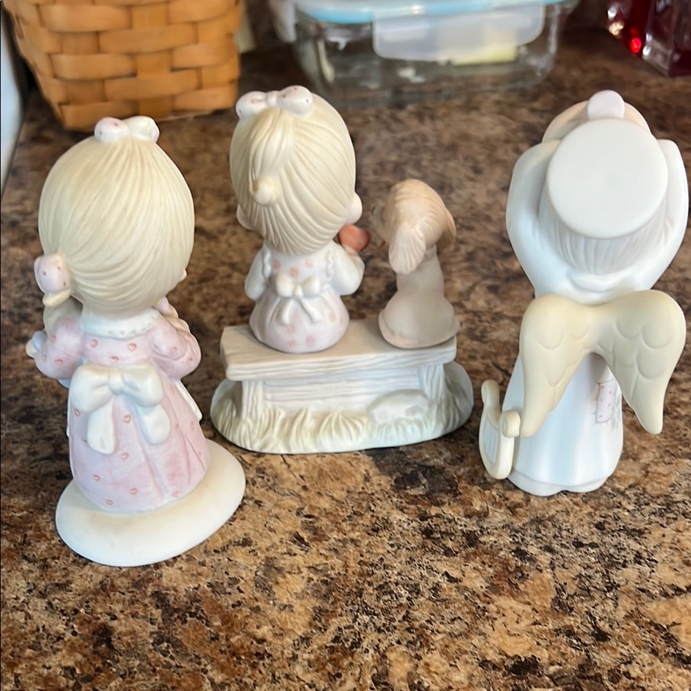 Precious Moments J.D. Jesus is the Light The Heavenly Light Loving is Sharing - Picture 3 of 4